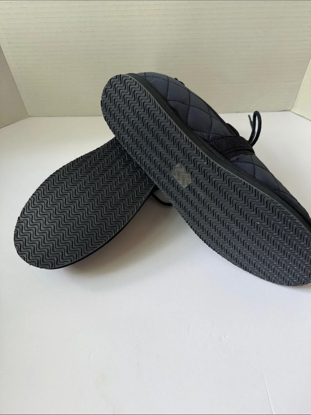 J. Crew Quilted Black Men’s Slip-On Lace Casual Shoes #610